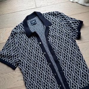 Abercrombie blue  and White Geometric Men's Shirt